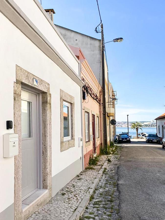 Beach & City - Trafaria Exterior photo