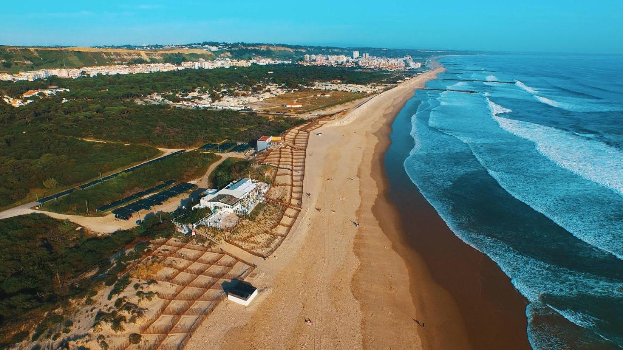 Beach & City - Trafaria Exterior photo