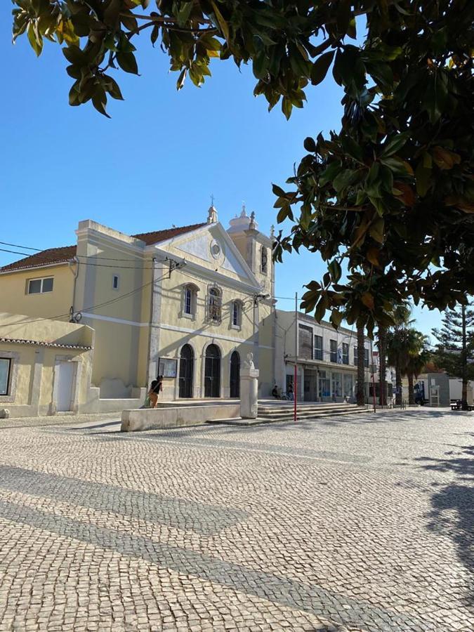Beach & City - Trafaria Exterior photo